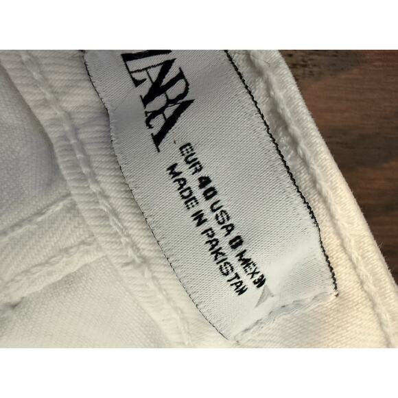 ZARA Women’s White Straight Leg Jeans – Size 8 (EUR 40) – Raw Hem Cropped Denim - Picture 10 of 10